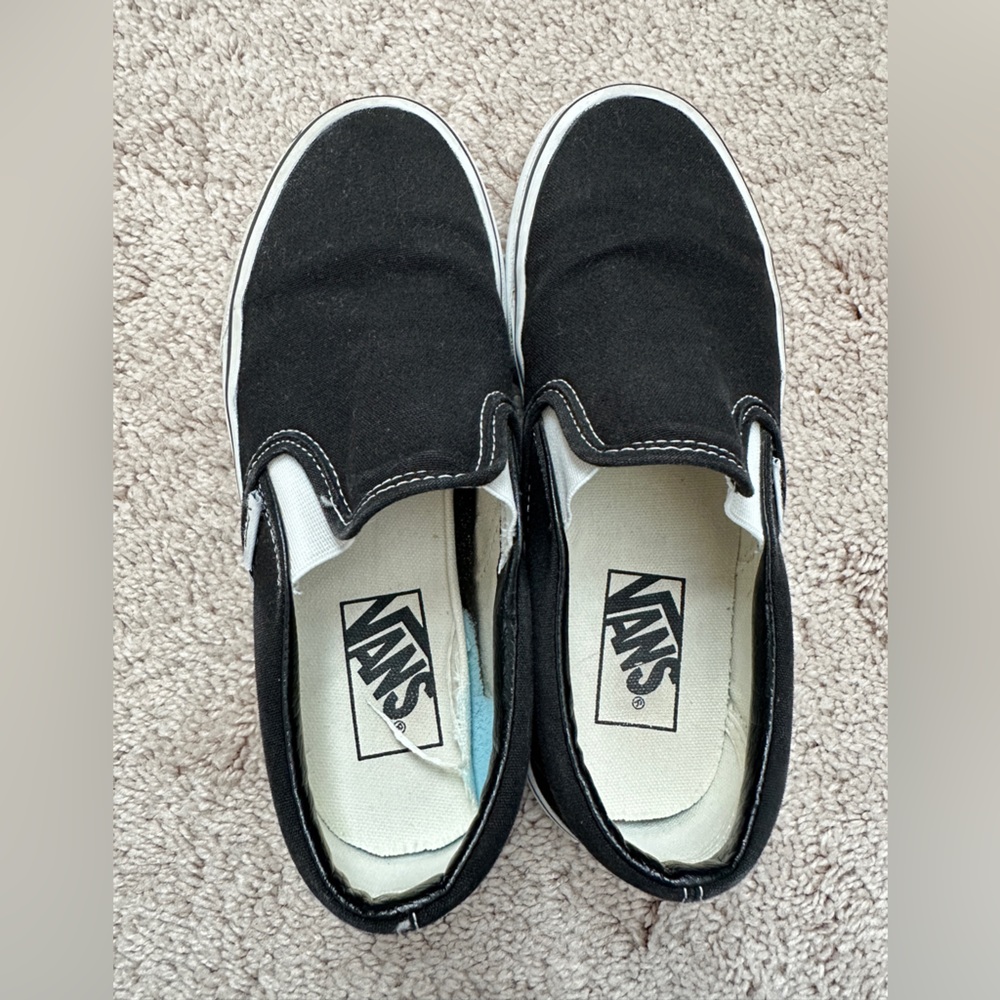 Vans shoes - used in excellent conditions